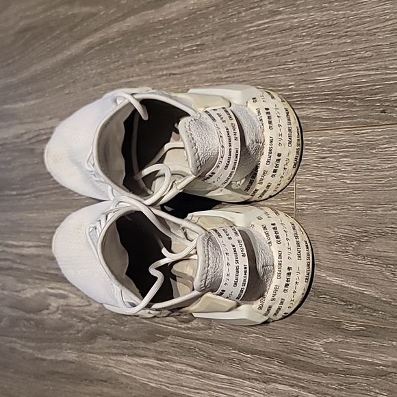  Adidas NMD R1 - Picture 5 of 6